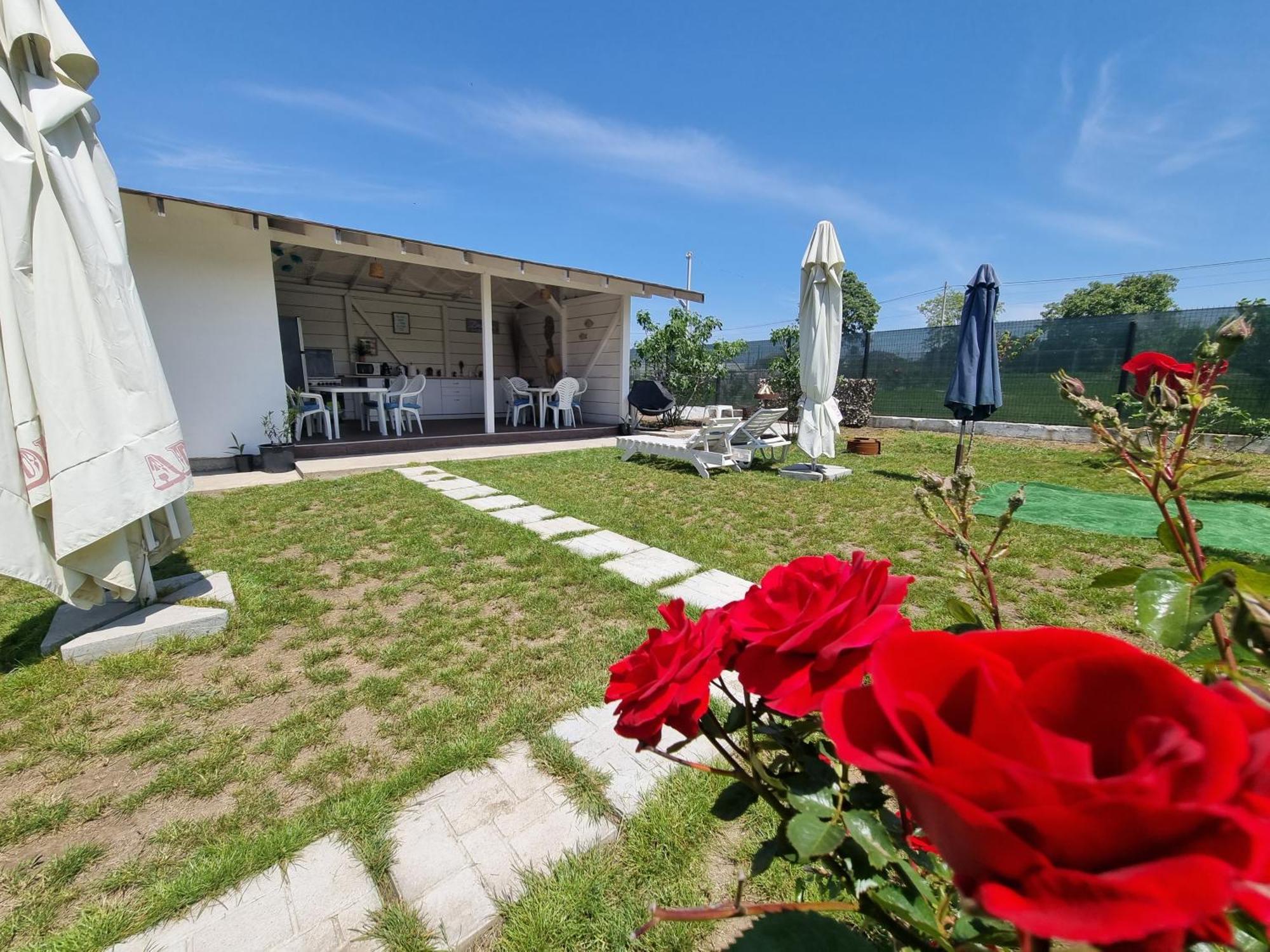 Casa Cochilia - Camera Privata In Localitatea Tuzla Ngoại thất bức ảnh